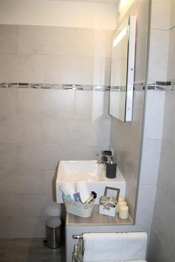 Le Colonne Milano Bed & Breakfast 0*, Milan