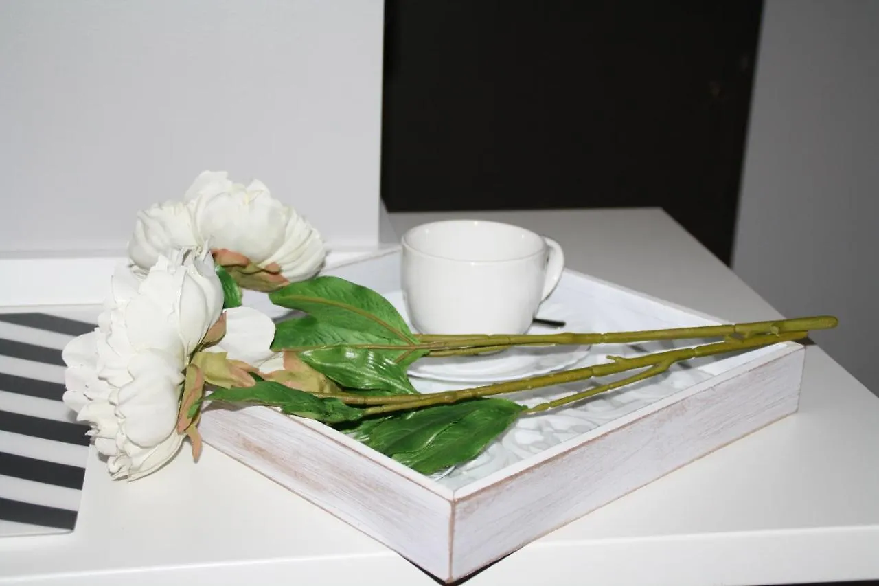 Bed and Breakfast Le Colonne Milano 0*, Милан Италия